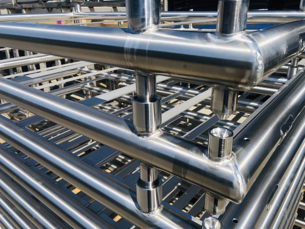 Trays with 2 loading pin configuration for different heights